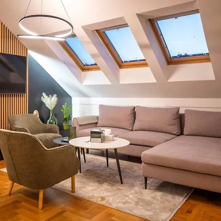 Aleja Dua Apartment