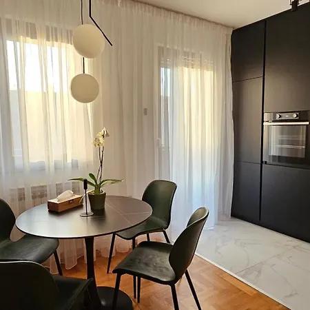 Apartment Aleja Dua